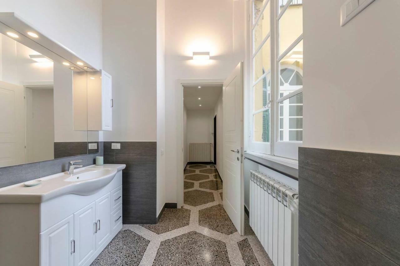 Joivy Elegant Flat For 7, In The Heart Of Genoa Apartment ภายนอก รูปภาพ