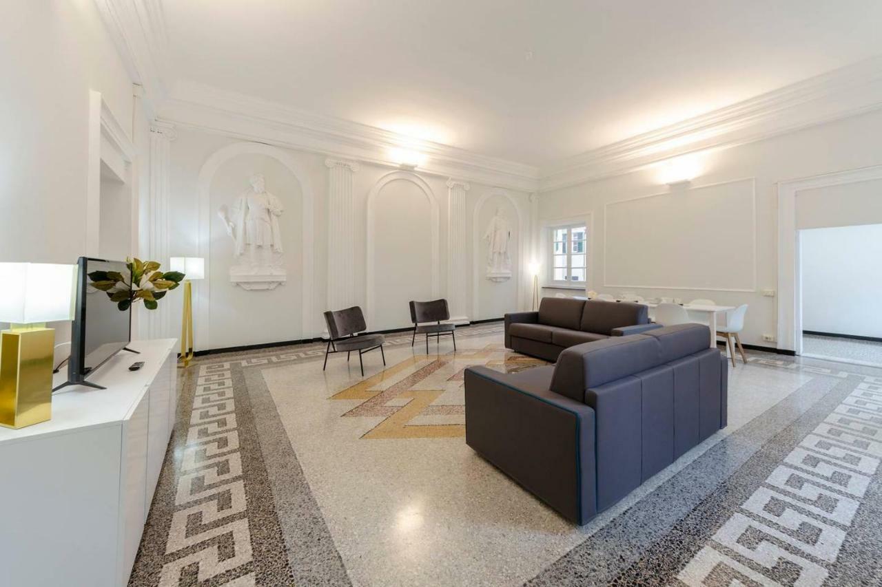 Joivy Elegant Flat For 7, In The Heart Of Genoa Apartment ภายนอก รูปภาพ
