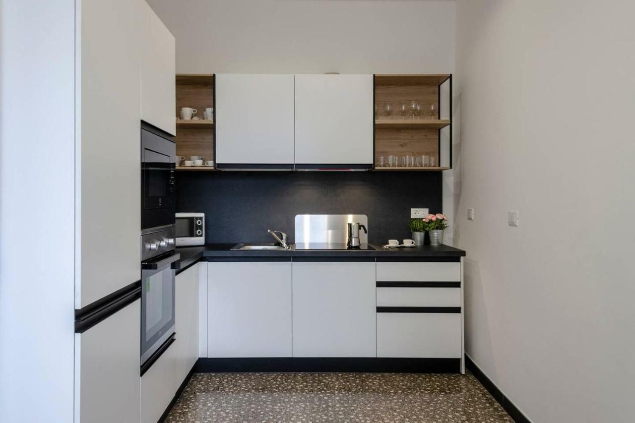 Joivy Elegant Flat For 7, In The Heart Of Genoa Apartment ภายนอก รูปภาพ